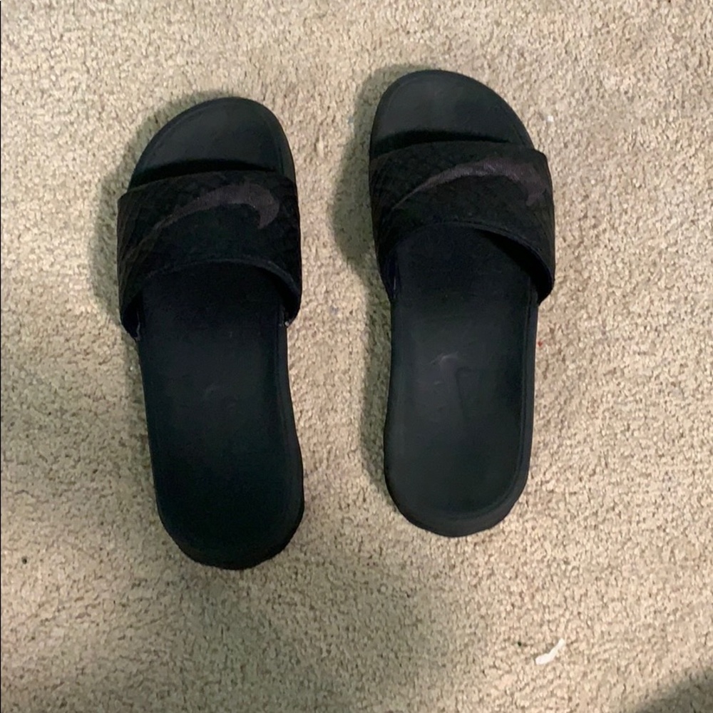 nike slides